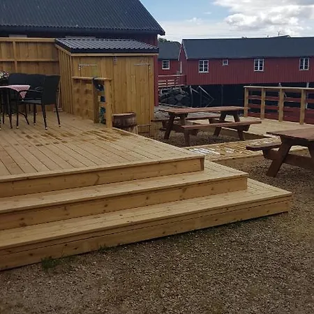 Holiday home Lofotbo