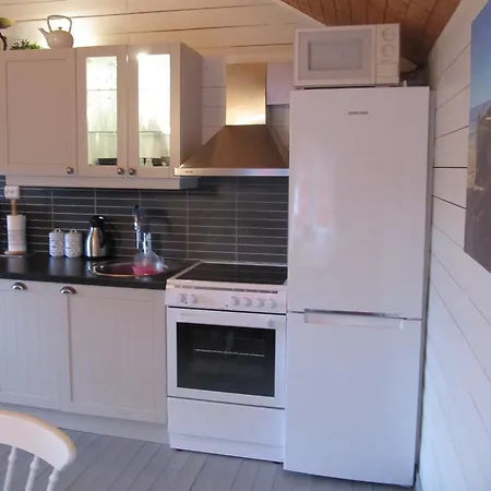 Holiday home Lofotbo