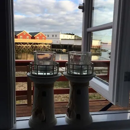 Holiday home Lofotbo