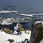 Lofotbo * Stamsund